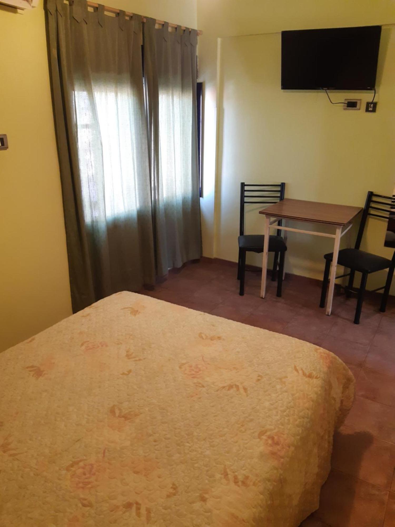 Bari Hotel Capdevila Ngoại thất bức ảnh